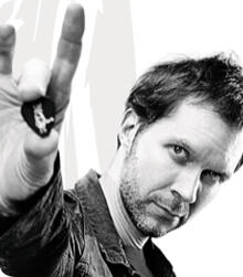 Biografi Paul Gilbert : Dewa Alternate Picking