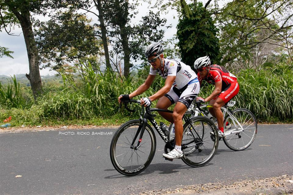 SEKILAS TENTANG FOTO-FOTO &quot;TOUR DE SINGKARAK 2013&quot;