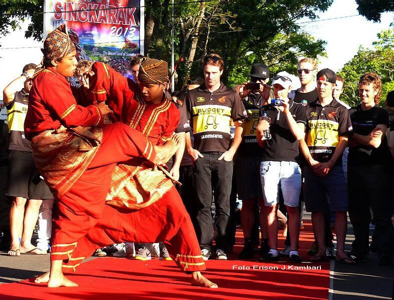 SEKILAS TENTANG FOTO-FOTO &quot;TOUR DE SINGKARAK 2013&quot;
