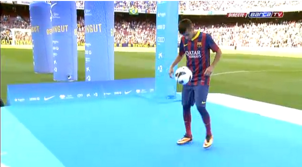 Foto-foto perkenalan Neymar di Camp Nou