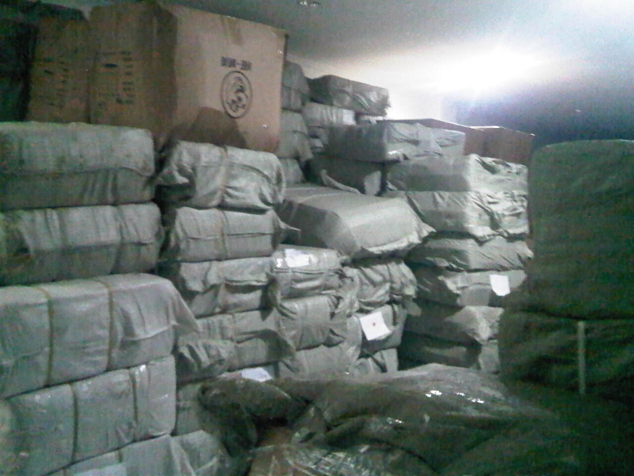 Grosir sandal karet import murah, jual per dus, cocok untuk stok toko anda