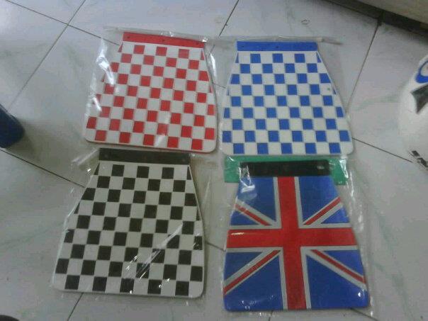 KEPET AIR/MUDFLAP VESPA