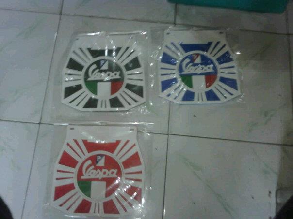 KEPET AIR/MUDFLAP VESPA