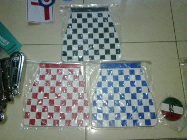 KEPET AIR/MUDFLAP VESPA