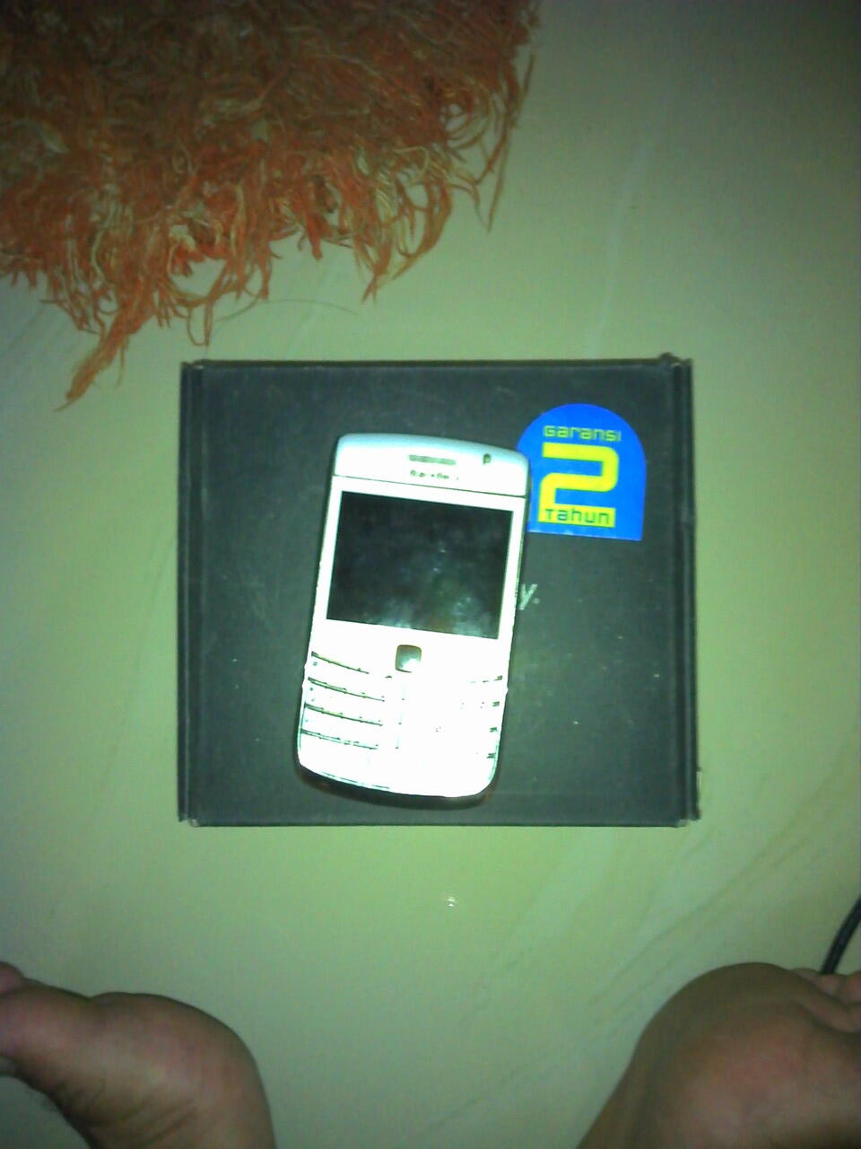 JUAL CEPAT Onyx 9700 putih masih segel ex.garansi resmi CTN