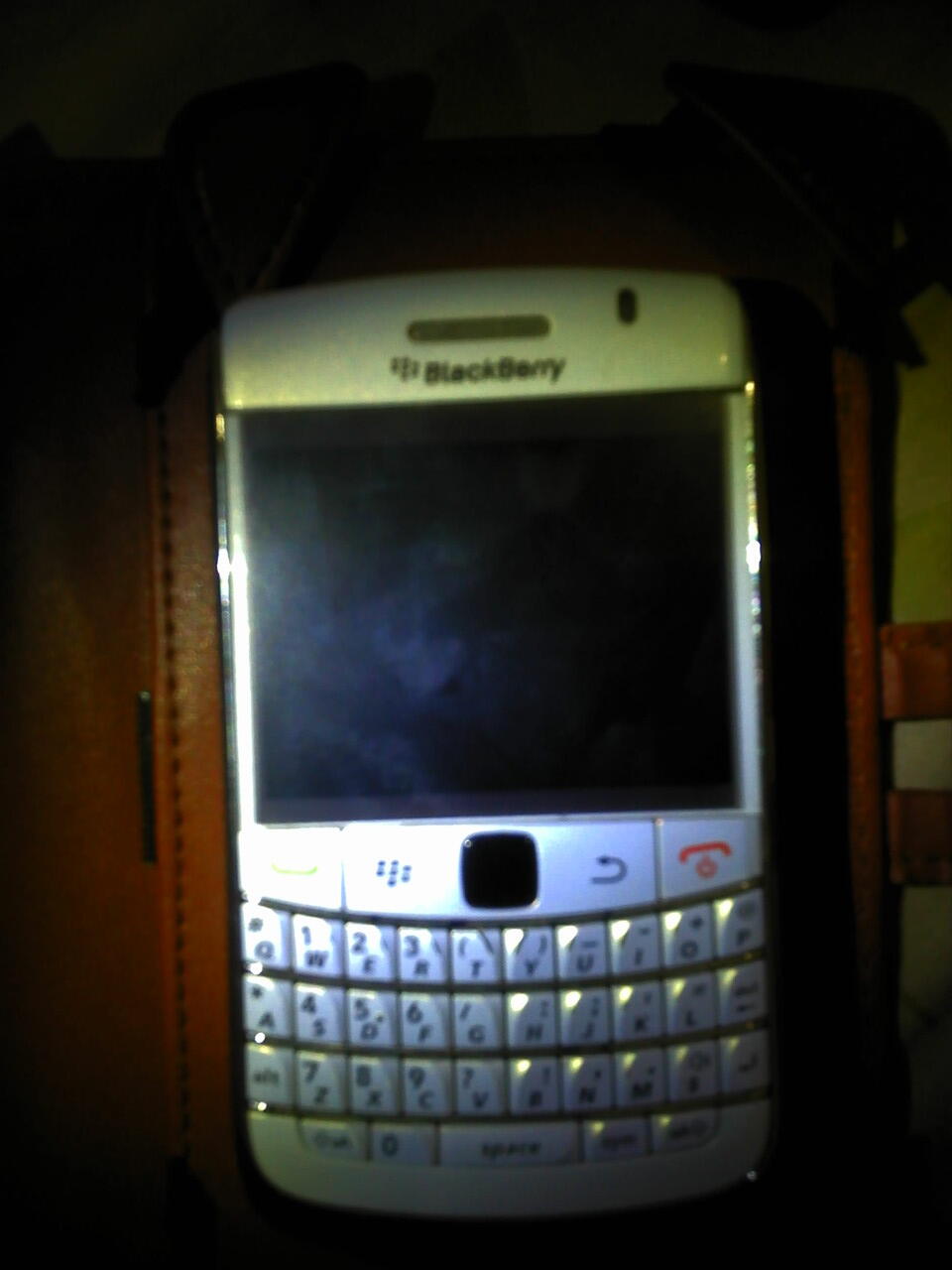 JUAL CEPAT Onyx 9700 putih masih segel ex.garansi resmi CTN
