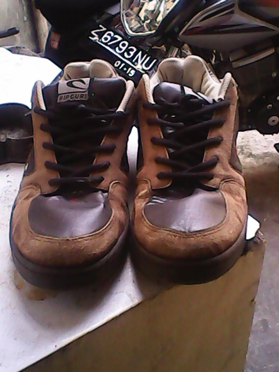 sepatu ripcurl mulus murah bandung