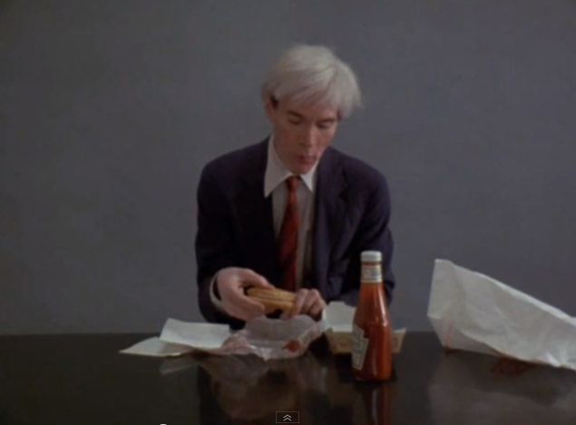 &#91;ART&#93; Cara Makan Hamburger Ala Seniman Andy Warhol