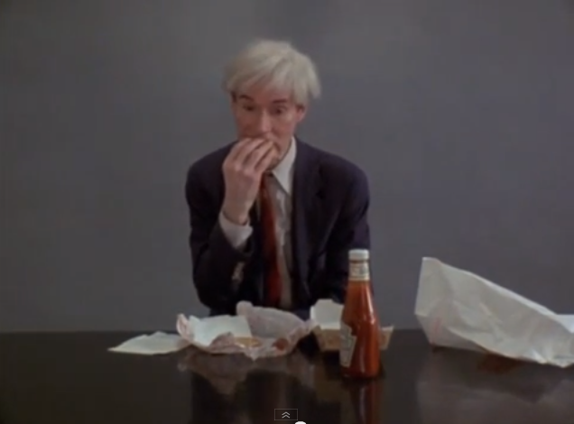 &#91;ART&#93; Cara Makan Hamburger Ala Seniman Andy Warhol