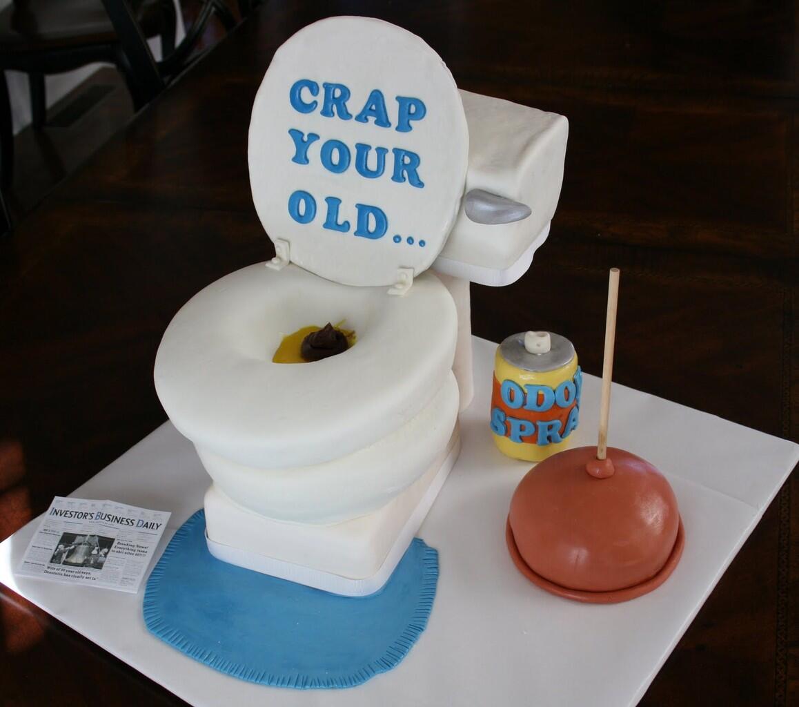 [NGAKAK!] Kumpulan Cake Dengan Kalimat Ucapan Teraneh (Pict)