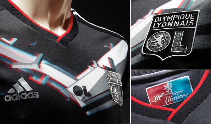 Menjual Jersey Grade Ori & Player Issue, Jacket & hoodie siap COD