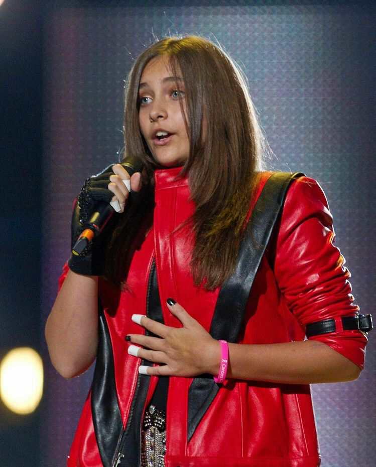 Paris Jackson, putri dari Michael Jackson mencoba bunuh diri (PIC)