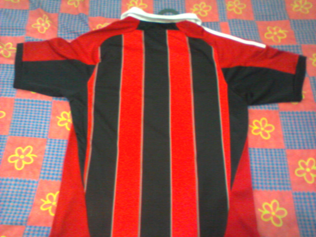 Jual celana chino,Kemeja ori dan Jersey home Milan 2013/2014.MURMER,CEKIDOT!
