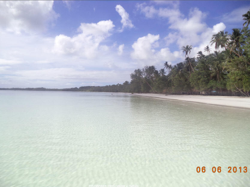 Terpesona dengan Pantai Ngurbloat ( Pasir Panjang ) , Maluku Tenggara