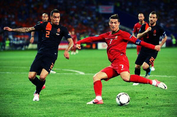 <<TURUN HARGA>>Jual sepatu nike mercurial victory iii euro 2012 edition size 43 BNIB