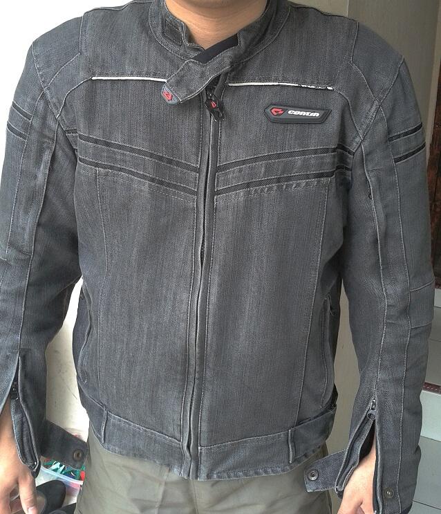 Contin Kamerad 11 Casual Denim Jacket/Jaket Size L -- 200rb Angkut