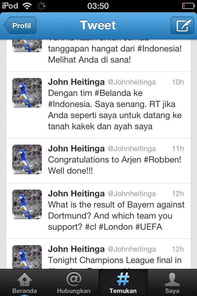Nih gan John Heitinga( PemainTimnas Belanda) NgeTweet Pake bahasa Indonesia