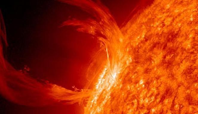 NASA Temukan Lubang Terbesar di Matahari