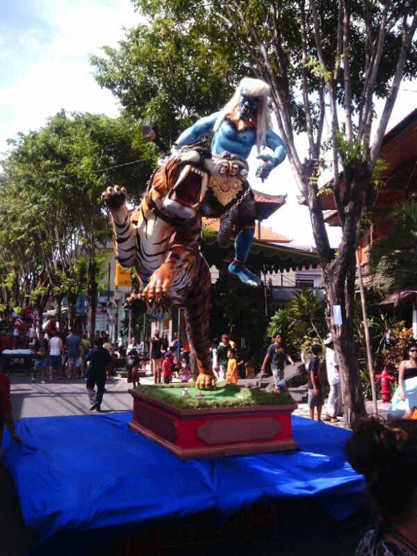 Foto ogoh-ogoh (kerennn bgt gan)