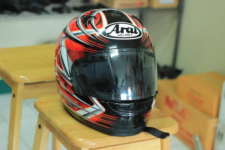 WTS Helm ARAI Vector size L (Like new)