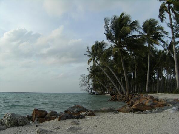 Indahnya &quot;Between Heaven and Earth&quot; Private Island di Karimunjawa