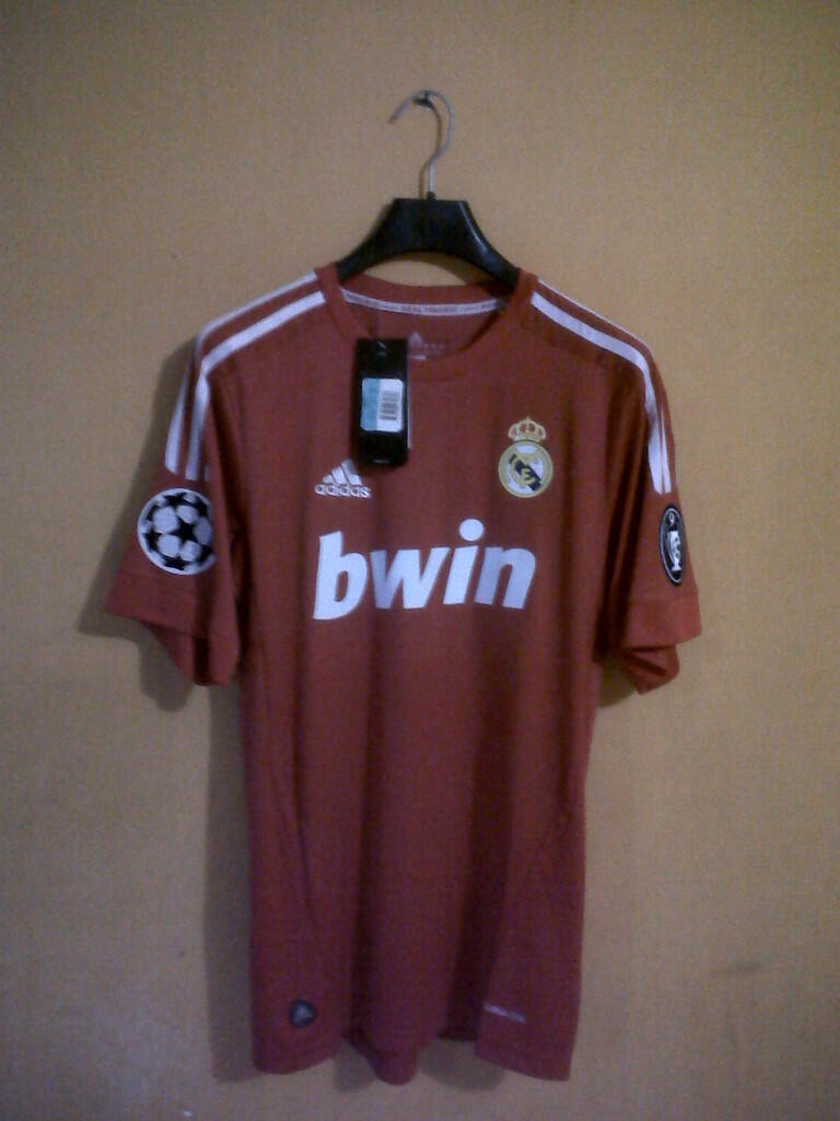 jersey madrid 3rd ucl & madrid home 2011/2012