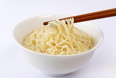 Suka MIE INSTAN?? Kanker, Keguguran, Obesiatas dan Hipertensi mengunggu gan !!!