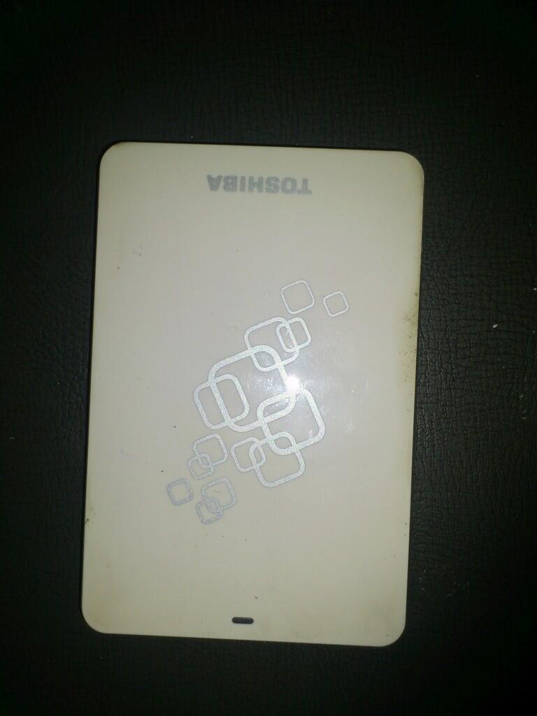 hardisk external toshiba 750gb klo kesenggol putus