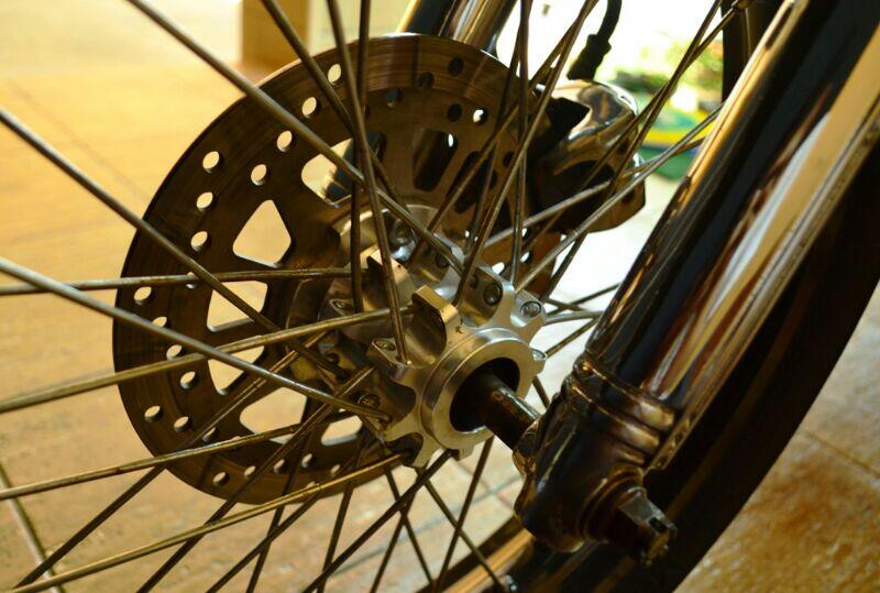 Dijual Caferacer kustom, mulus basic mesin glmax tapi sudah boreup tiger..