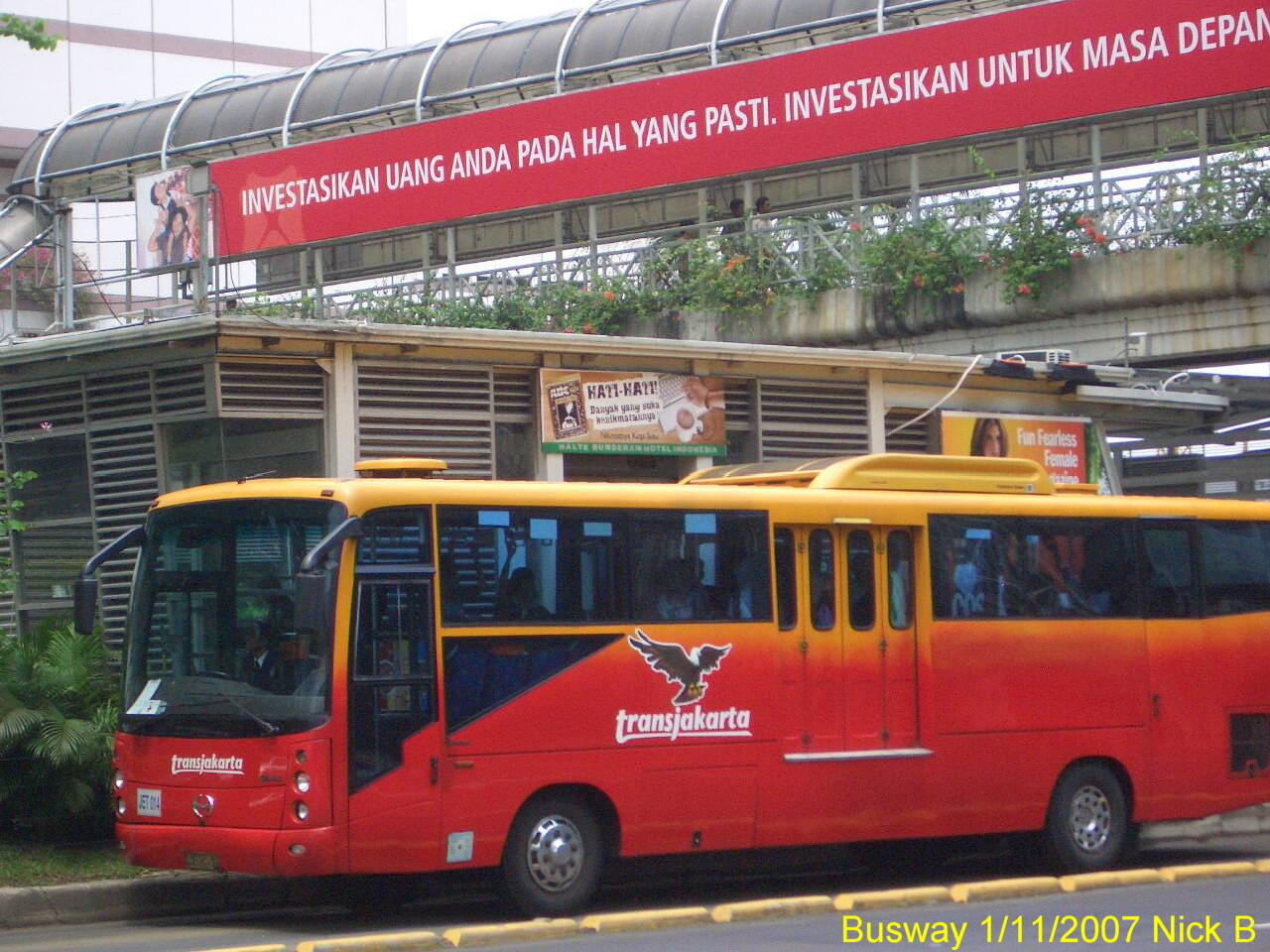Cerita antara Kalideres dan Univ Pancasila (Beragam warna Transportasi Jakarta)