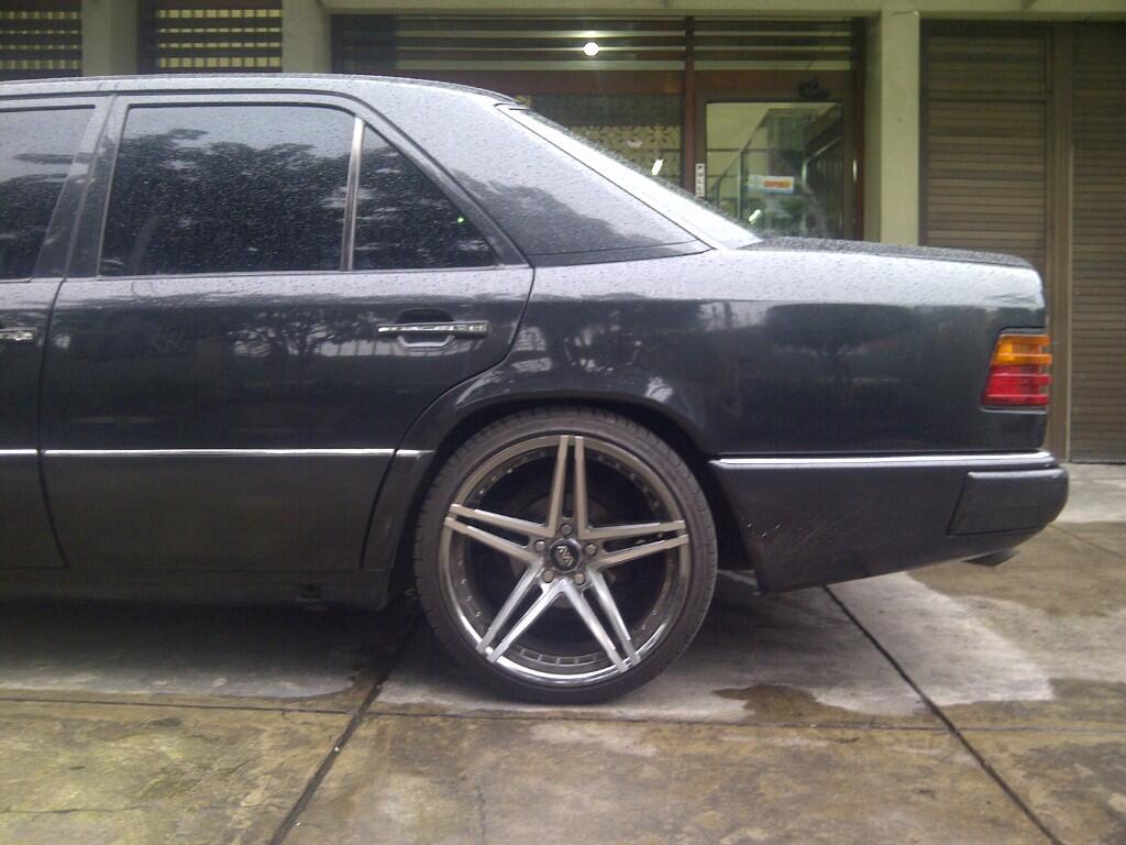 Velg AVANGARDE R 19 BELANG EX MERCY BOXER (2nd LIKE NEW) + PER CEPER ITALY