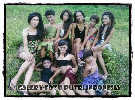 Putri indonesia tahun 2014 nih gan liat sok cantik-cantik :D