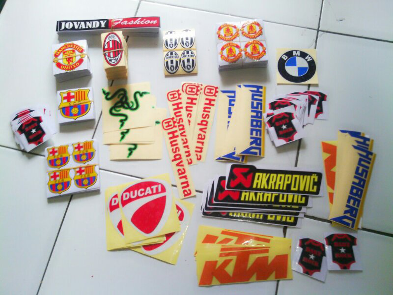 Terjual CUTTING STICKER  Gambar  Foto Logo Huruf  