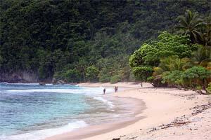 Pantai Indah di Indonesia 