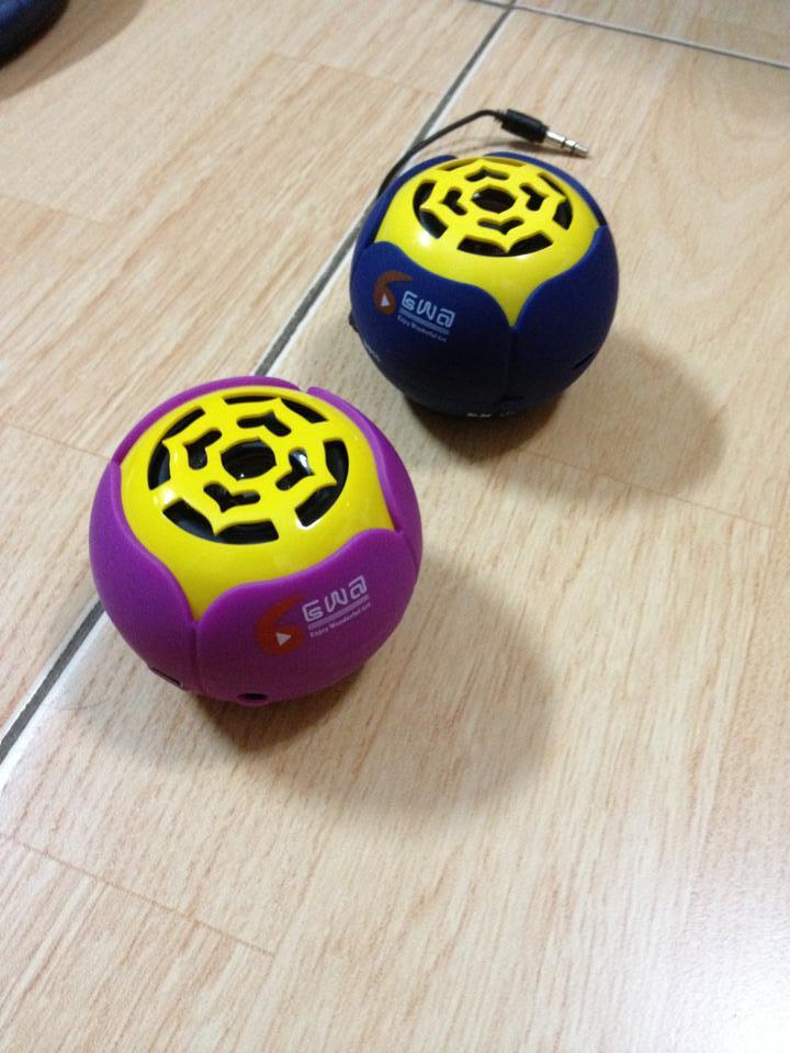 SPEAKER MINI , Speaker bulet Kecil.. Mini Hamburger...FROM KOREA...CHEAP