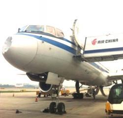 Hidung Pesawat Air China Penyok, Diduga Ditabrak UFO