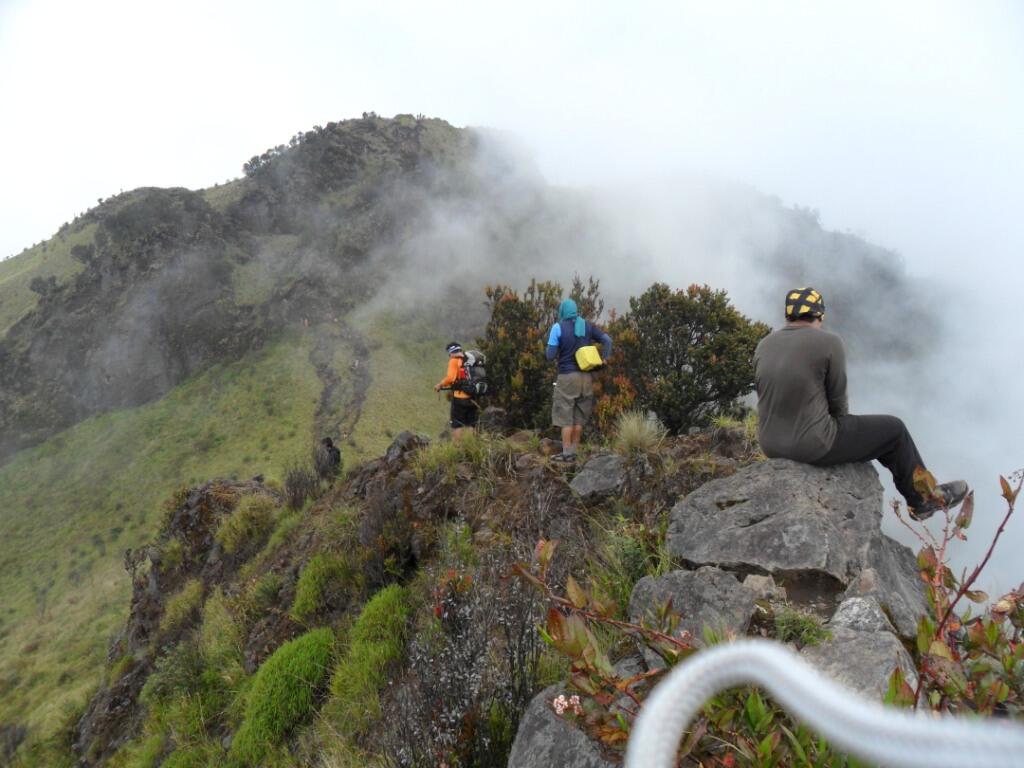 &#91;CATPER&#93;Kembali Kutemukan Puncak di Kenteng Songo 29-30 Maret