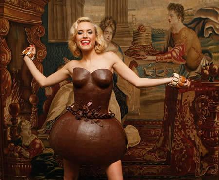 10 Gaun Wanita Yang Dibuat Dari Makanan 
