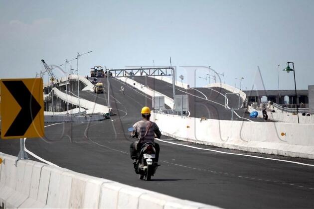 Jalan Tol di Atas Laut pertama di Indonesia Design dan Karya Anak Bangsa