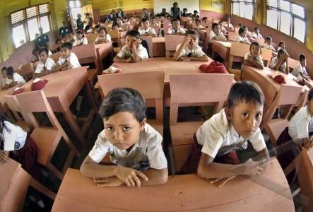 perbedaan anak zaman dulu dan sekarang ++pic