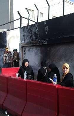 &#91;SALUT GAN} Pengusaha Saudi Bantu Sumbang Tenda untuk Antrean WNI di Jeddah