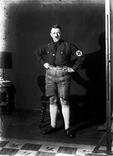 FAKTA - FAKTA TERSELUBUNG ADOLF HITLER !!!