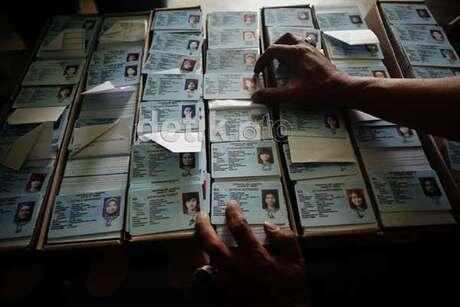 Kisah Lucu dan Menegangkan Petugas e-KTP Merekam Data Orang Gila 