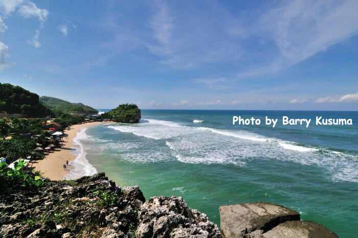 9 Pantai Terindah di Yogyakarta.