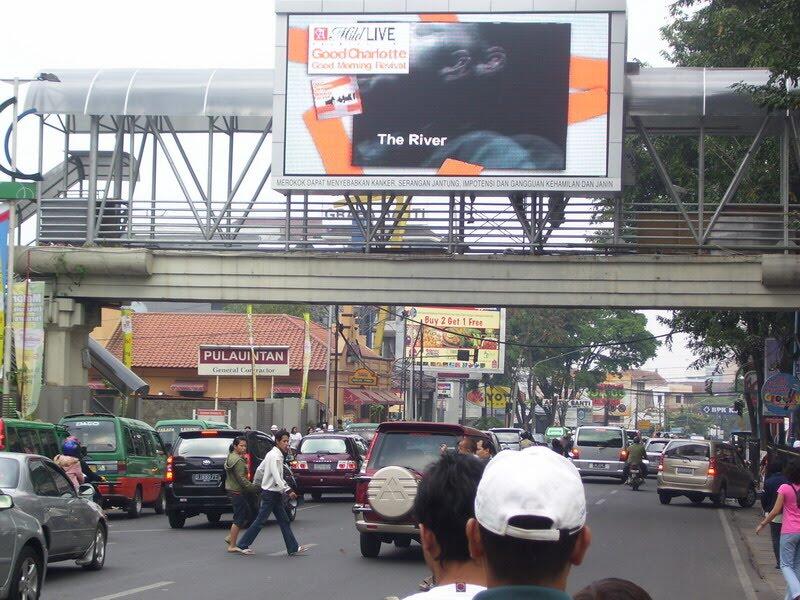 Nyebrang Sembarangan. Bisa Di Tilang Atau Tidak?