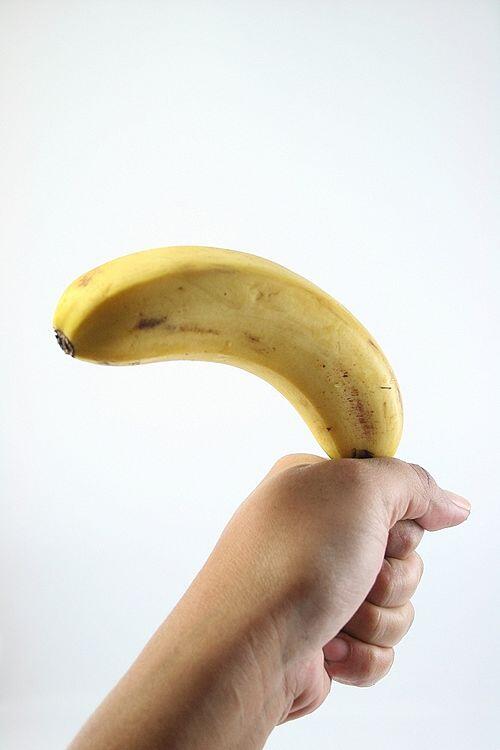 7 Cara Ngupas Pisang