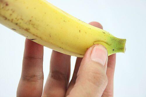 7 Cara Ngupas Pisang