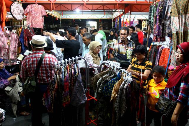 Sedikit Tentang Night Market &quot; NGARSOPURO &quot; 