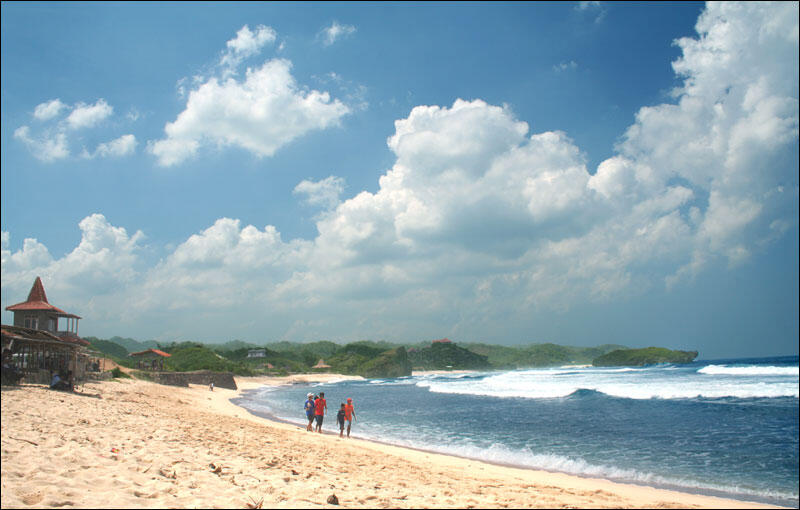 Indahnya Pantai di Gunung Kidul Yogyakarta
