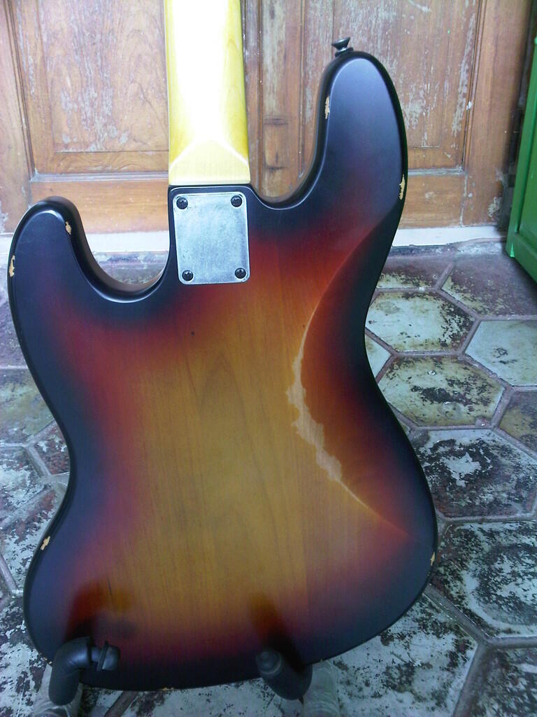 Bachuss Jazz Bass Custom Shop Relix Sunburst NOS
